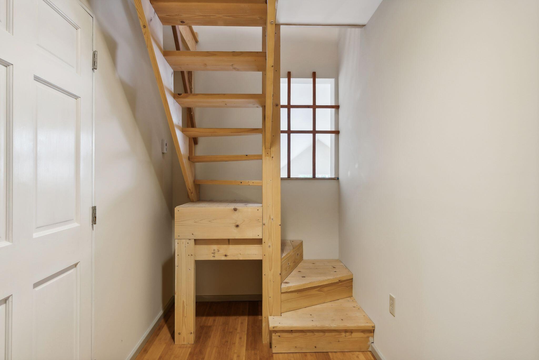1363 Middle Road Woolwich, ME 04579 - Photo 56 of 105 Stairs to Third Level