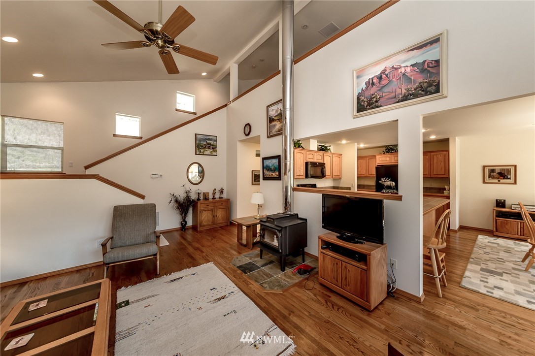 6179 Red Bridge Road Cle Elum, WA 98922 - Photo 5 of 25 Gallery Image 5