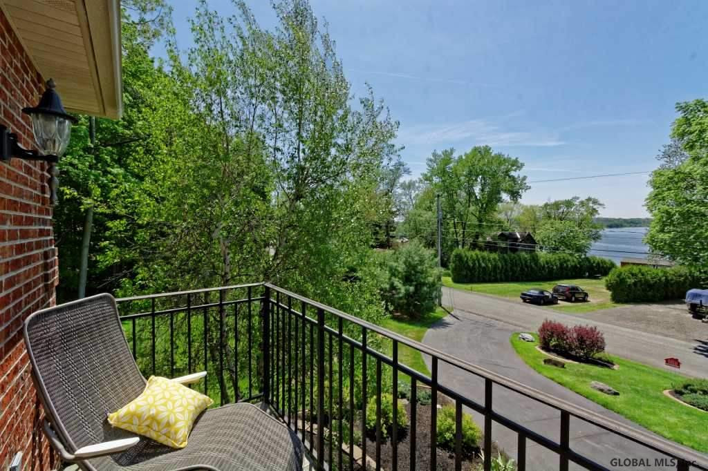 239 Forts Ferry Road Colonie, NY 12110 - Photo 15 of 25 Photo 15