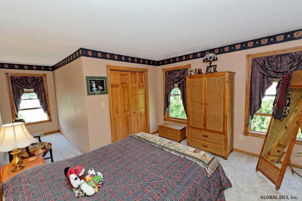 239 Forts Ferry Road Colonie, NY 12110 - Photo 19 of 25 Photo 19