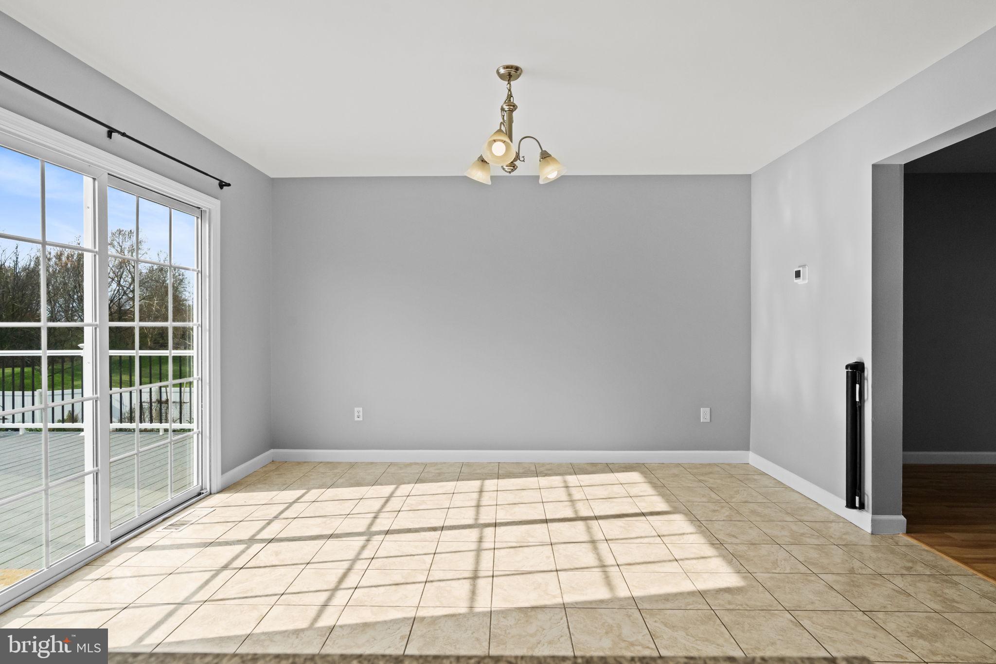 1014 Daisy Drive Temple, PA 19560 - Photo 12 of 83 Eat In Kitchen