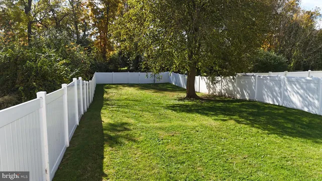 $330,000 | 1014 Daisy Drive, Temple, PA 19560