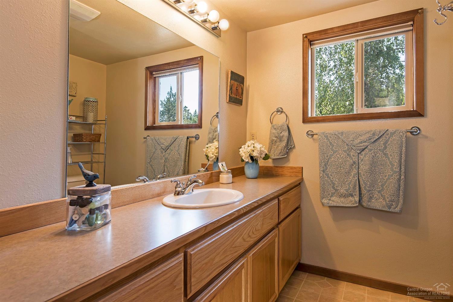 64080 Deschutes Market Road Bend, OR 97701 - Photo 16 of 25 Additional Photo