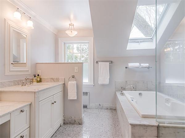 22 Braeburn Road Newton, MA 02466 - Photo 18 of 23 Gallery Image 18