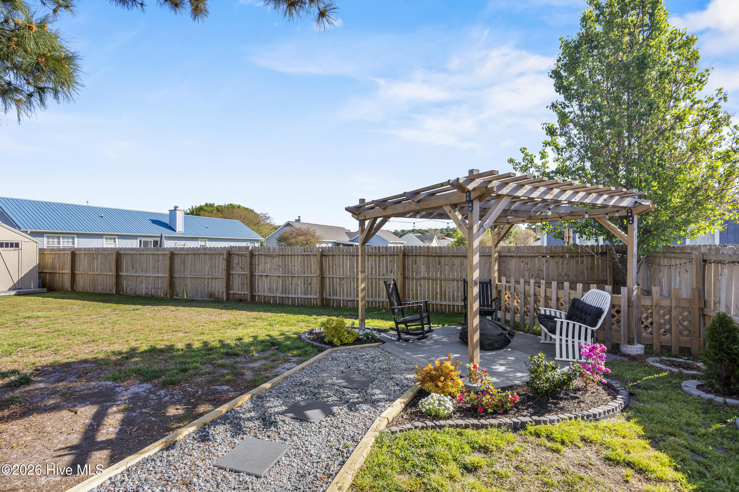 503 Amber Avenue Hubert, NC 28539 - Photo 20 of 25 31_pergola