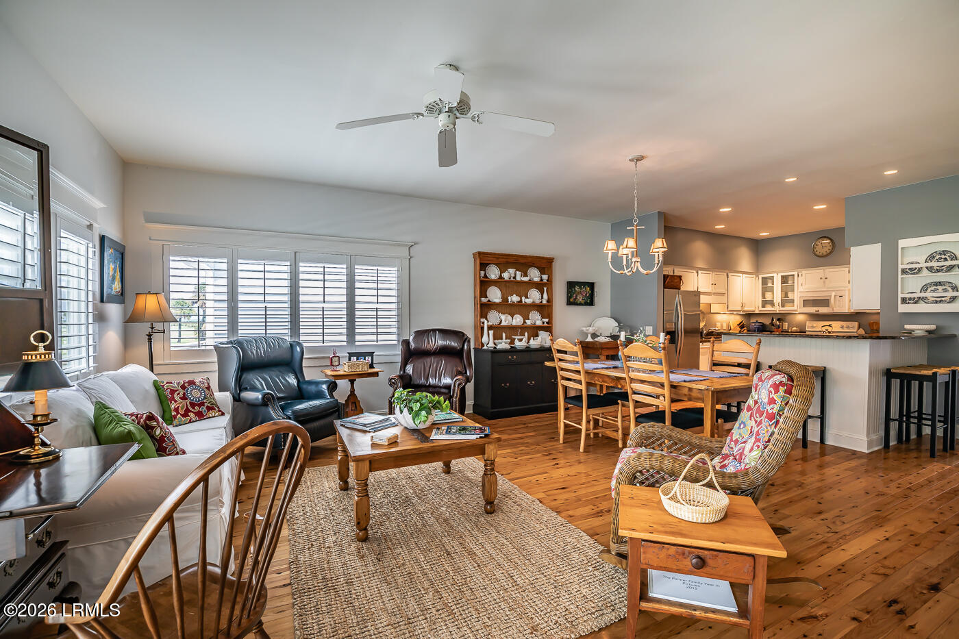 105 Ocean Point Drive Fripp Island, SC 29920 - Photo 13 of 48 14 Great room