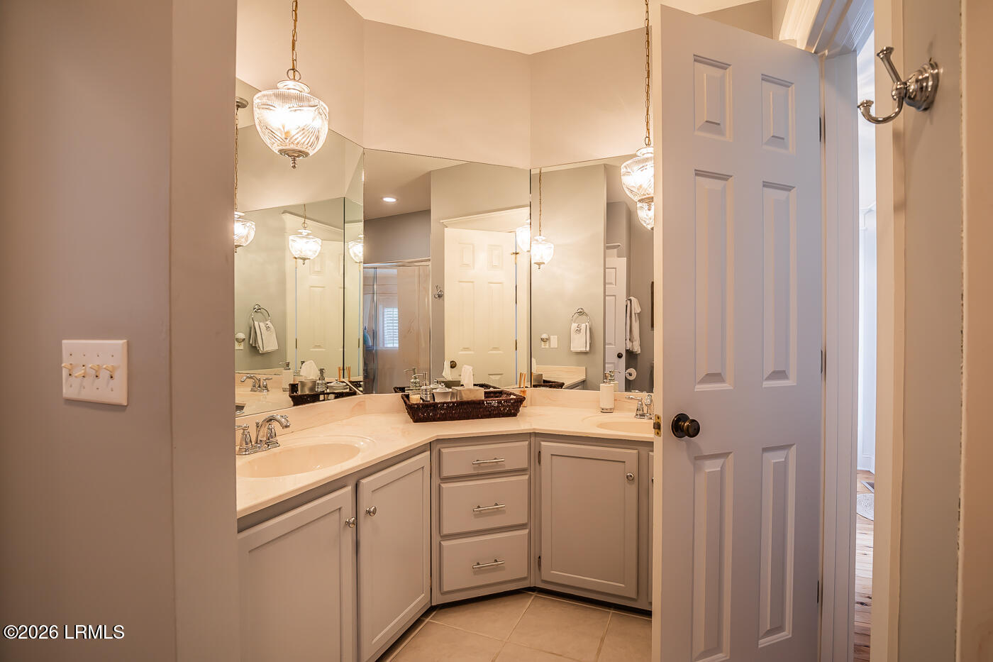 105 Ocean Point Drive Fripp Island, SC 29920 - Photo 23 of 48 24 Primary bath