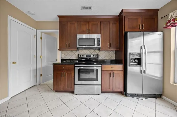 $330,000 | 4043 Windstream Court, Jamestown, NC 27282