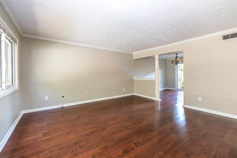 120 Biscayne Drive Northwest, Unit B10 Atlanta, GA 30309 - Photo 7 of 28