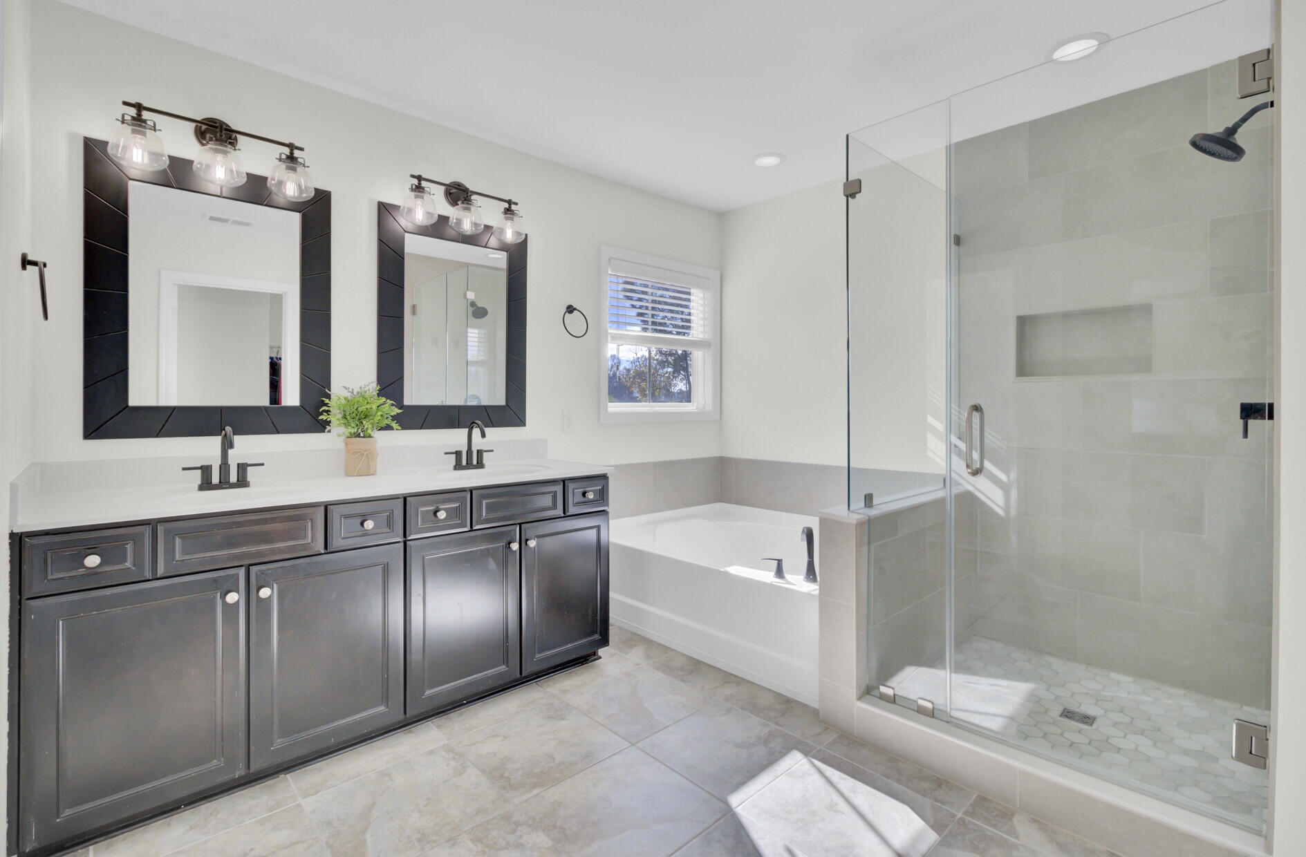 1981 Wild Indigo Way Hanahan, SC 29410 - Photo 33 of 64 39_39_mls