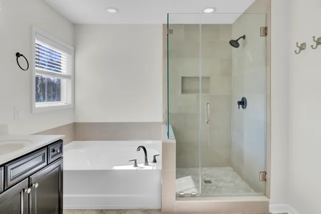 $625,000 | 1981 Wild Indigo Way, Hanahan, SC 29410