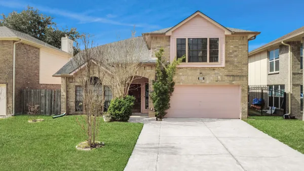 $310,000 | 12318 Glenmeadow Drive, Stafford, TX 77477