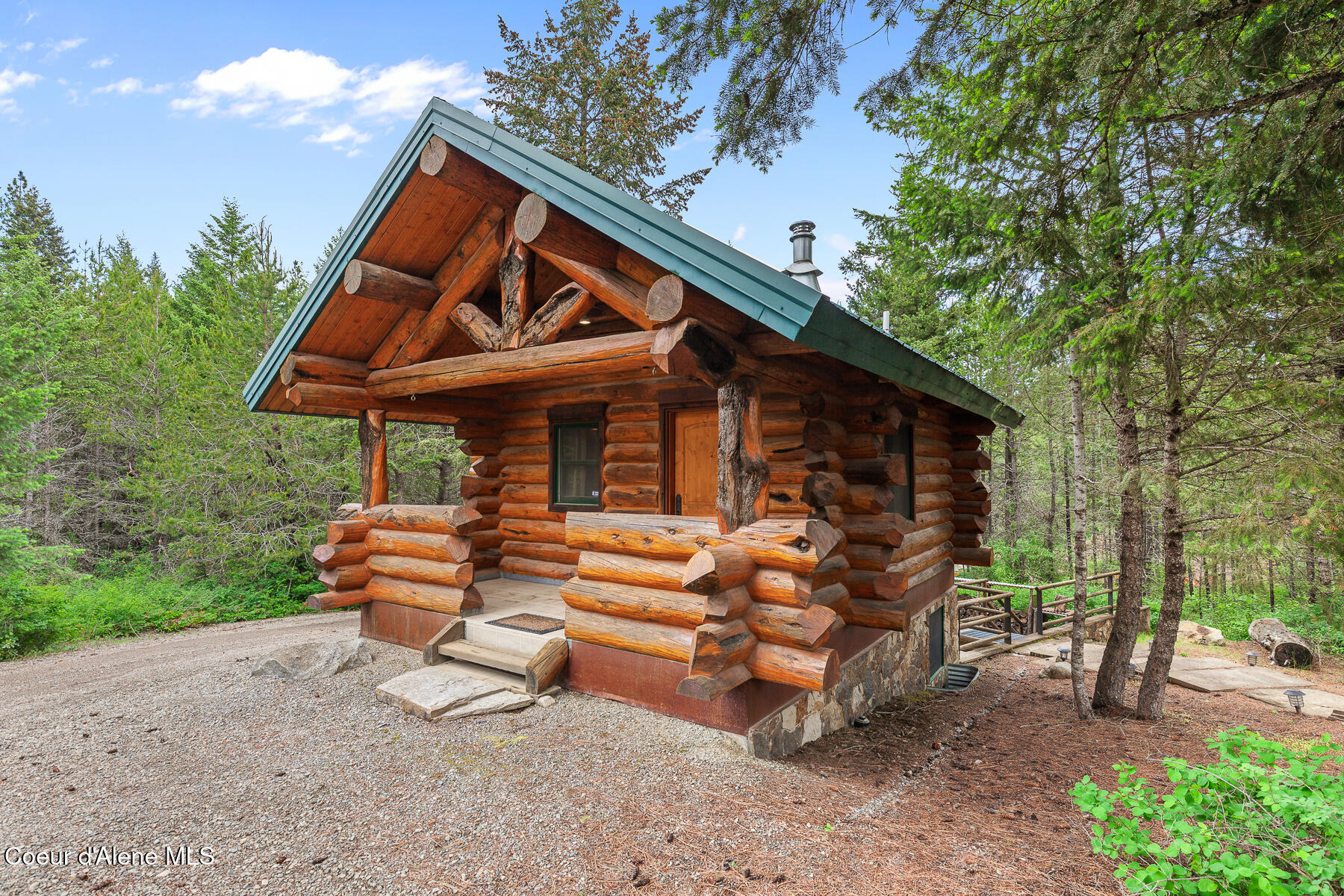 31756 North Riffle Road Spirit Lake, ID 83869 - Photo 37 of 48 High quality log cabin