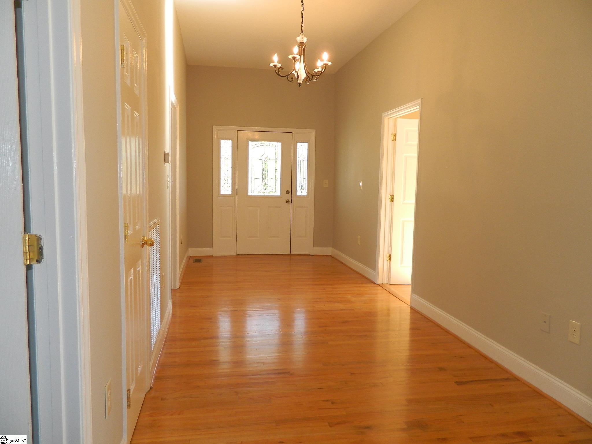 909 Brown Road Anderson, SC 29621 - Photo 17 of 35