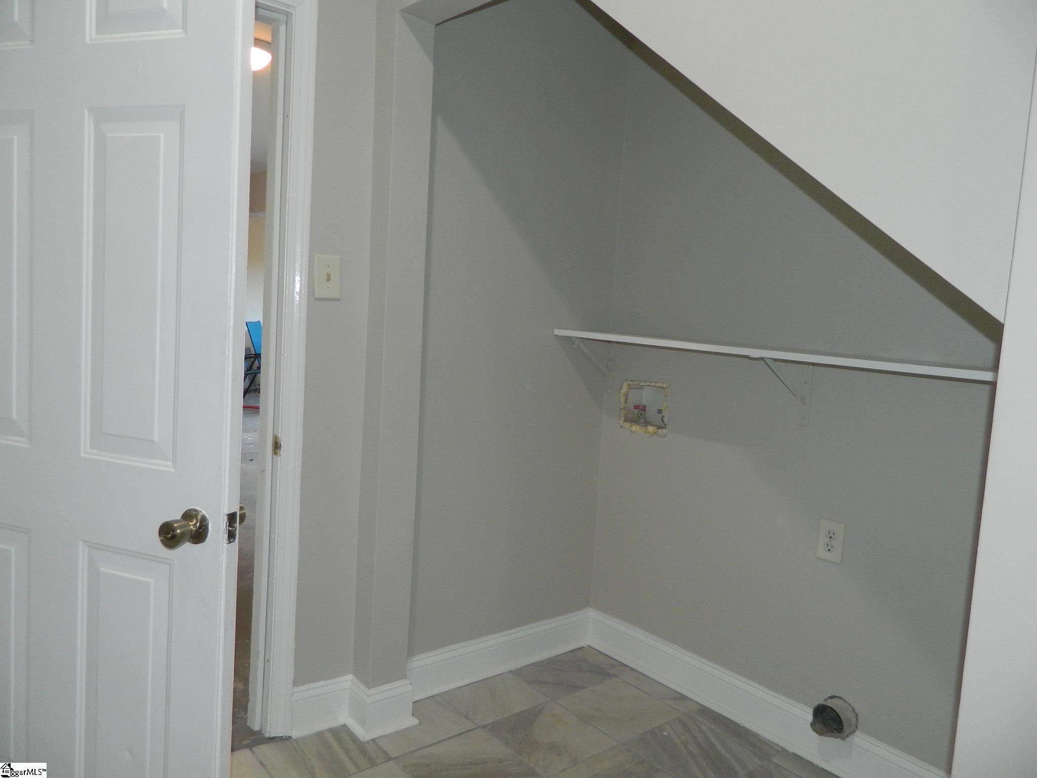 909 Brown Road Anderson, SC 29621 - Photo 23 of 35