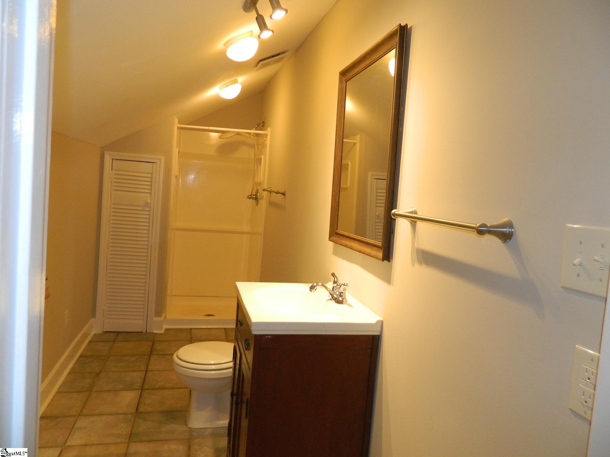 909 Brown Road Anderson, SC 29621 - Photo 25 of 35