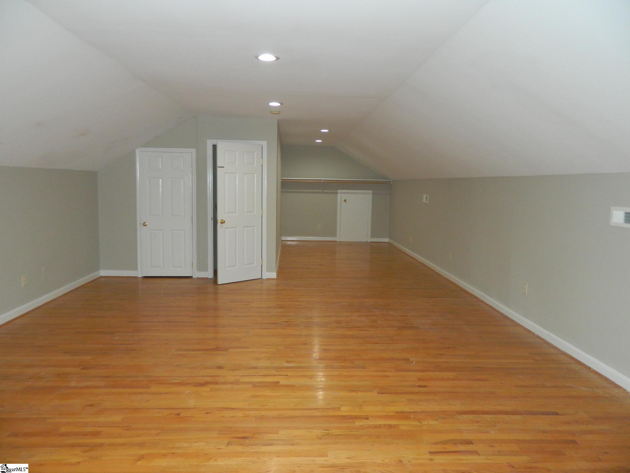 909 Brown Road Anderson, SC 29621 - Photo 27 of 35