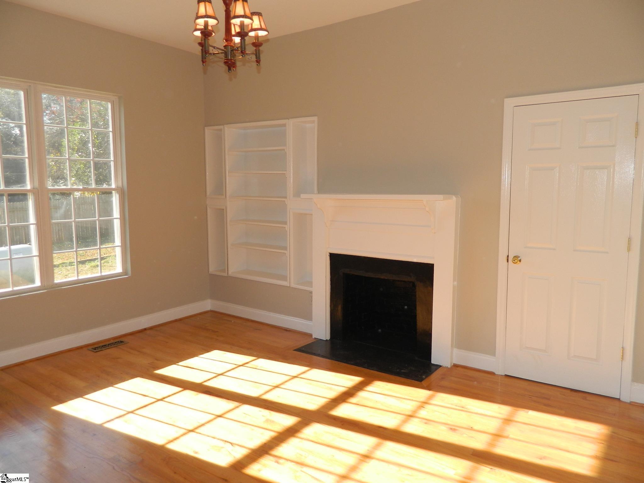 909 Brown Road Anderson, SC 29621 - Photo 8 of 35