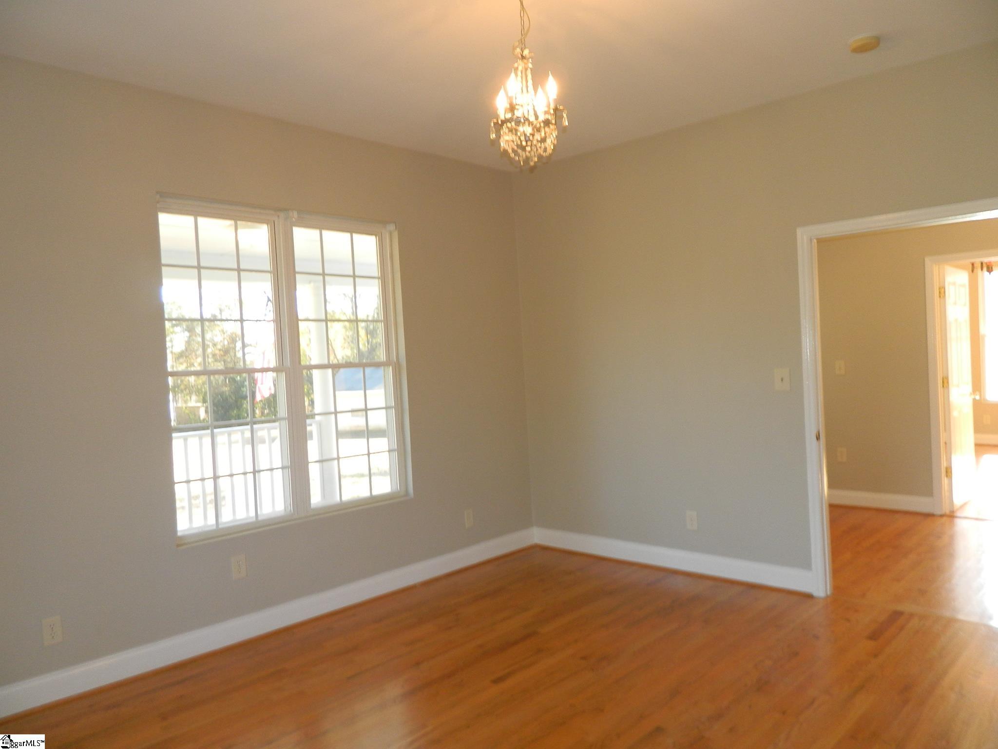 909 Brown Road Anderson, SC 29621 - Photo 10 of 35