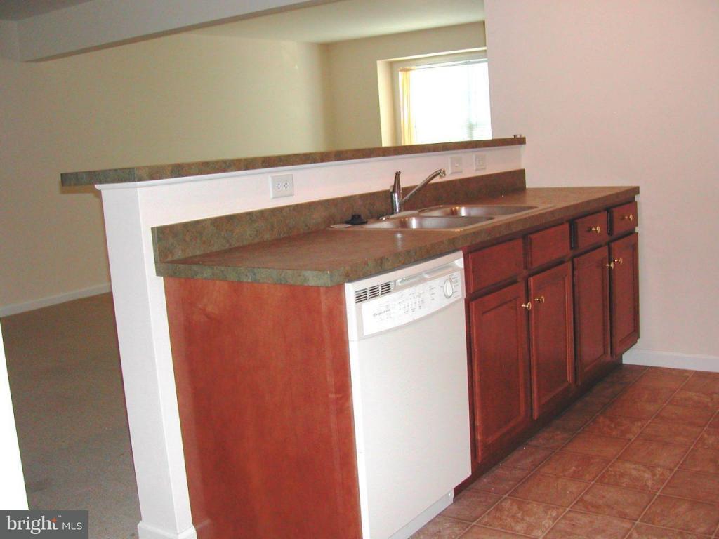 671 Wallingford Road Lititz, PA 17543 - Photo 3 of 9