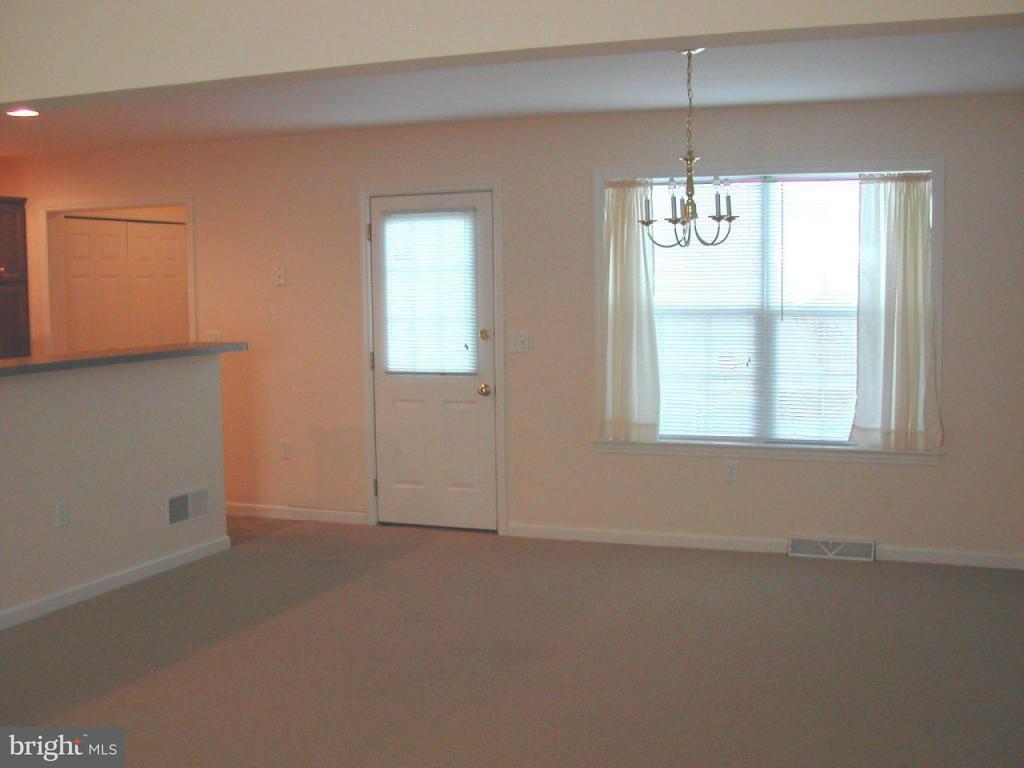 671 Wallingford Road Lititz, PA 17543 - Photo 4 of 9