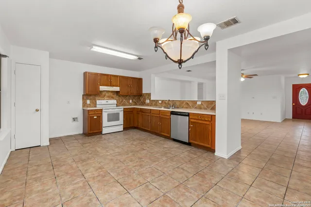 $269,000 | 620 Waterleaf Boulevard, Kyle, TX 78640