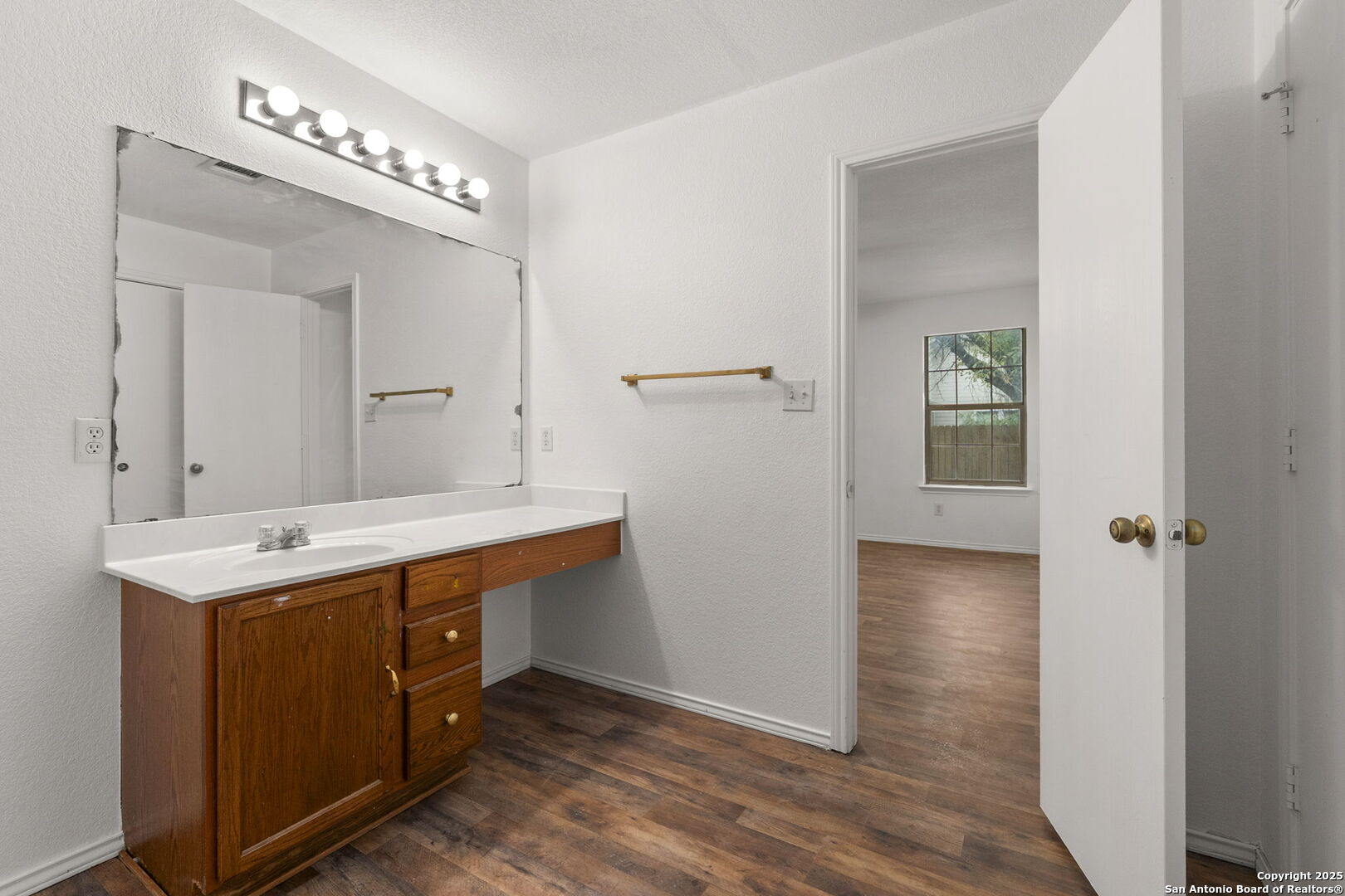 620 Waterleaf Boulevard Kyle, TX 78640 - Photo 24 of 34