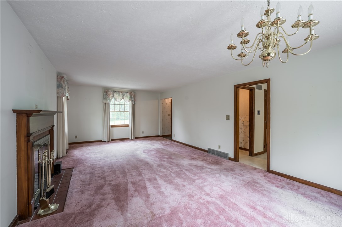 1487 Stone Road Xenia, OH 45385 - Photo 8 of 59 Gallery Image 8