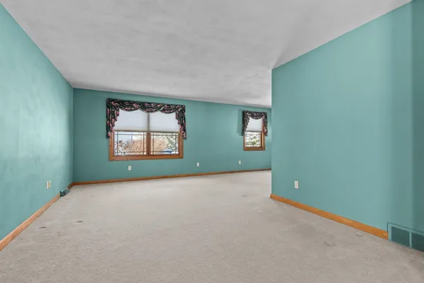 $390,000 | 3050 Hunters Place, Oshkosh, WI 54904