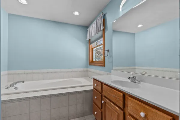 $390,000 | 3050 Hunters Place, Oshkosh, WI 54904