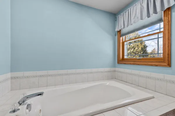 $390,000 | 3050 Hunters Place, Oshkosh, WI 54904