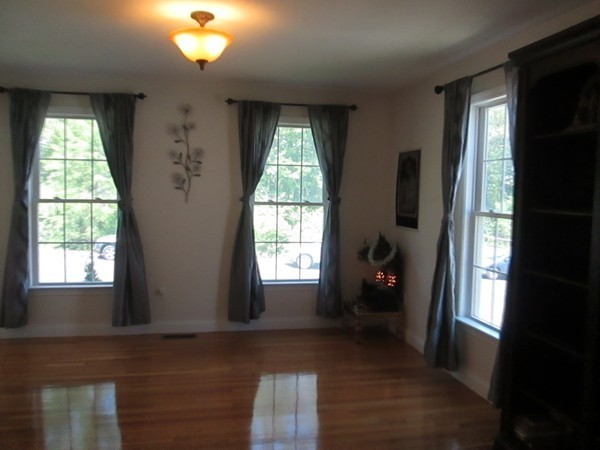 39 Bella Road Sharon, MA 02067 - Photo 10 of 30 Gallery Image 10