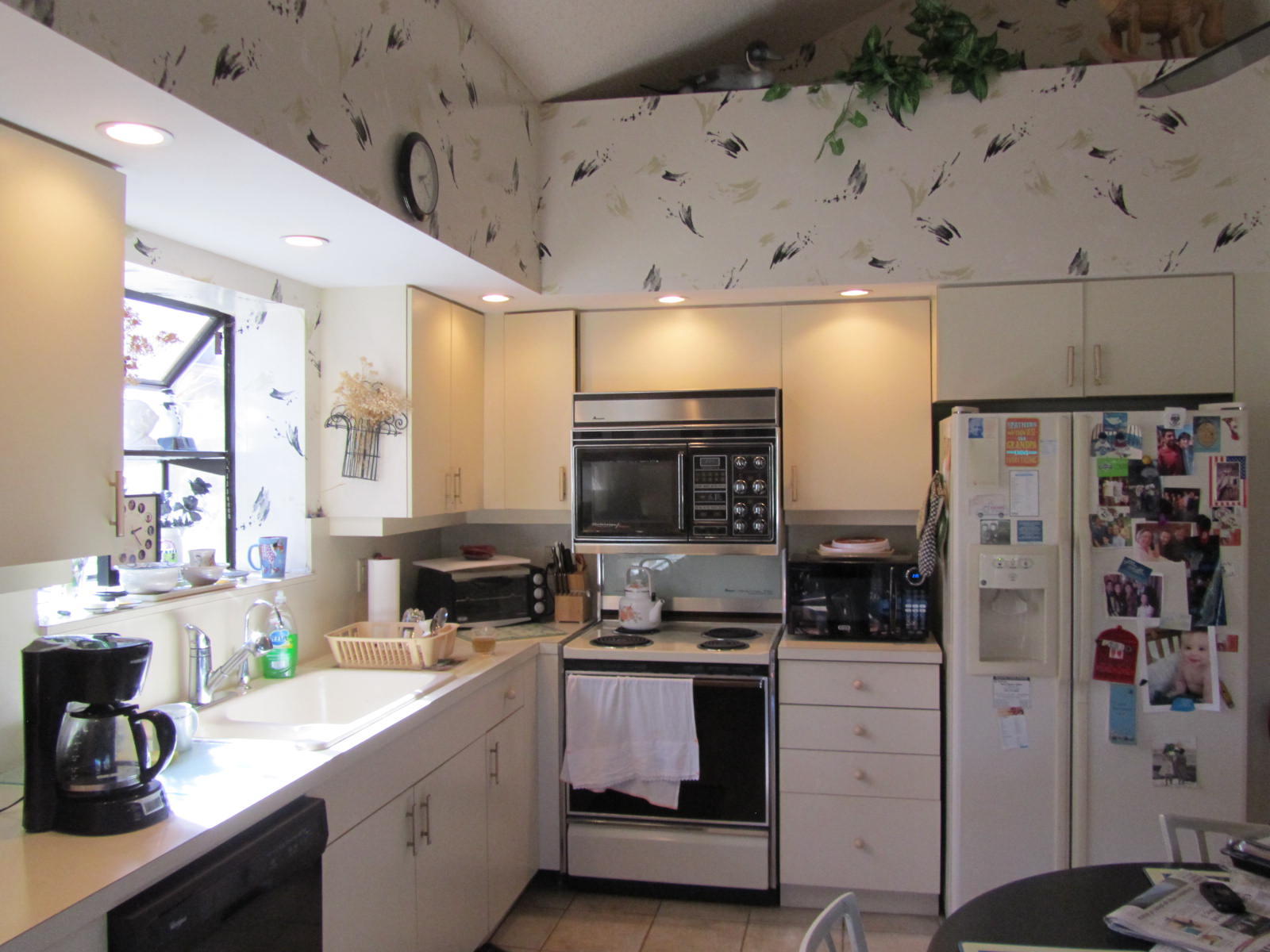 22680 Caravelle Circle Boca Raton, FL 33433 - Photo 7 of 27 Kitchen