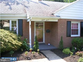 97 Duncan Lane Springfield, PA 19064 - Photo 2 of 12 Exterior Front