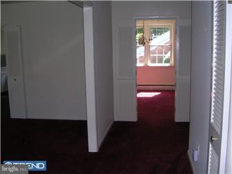 97 Duncan Lane Springfield, PA 19064 - Photo 12 of 12 Foyer