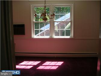 97 Duncan Lane Springfield, PA 19064 - Photo 6 of 12 Dining Room