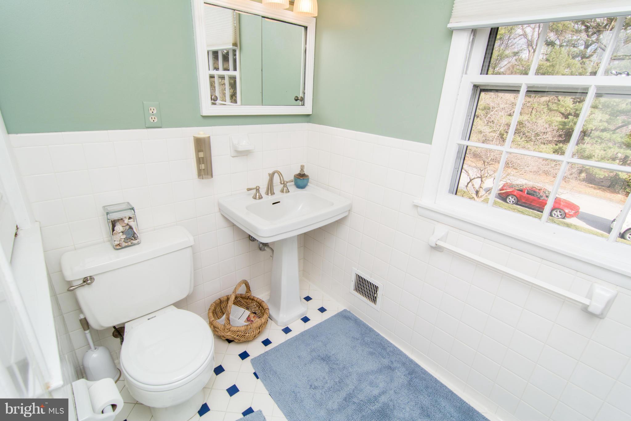 9314 Dunloggin Road Ellicott City, MD 21042 - Photo 16 of 30 Bath (Master)