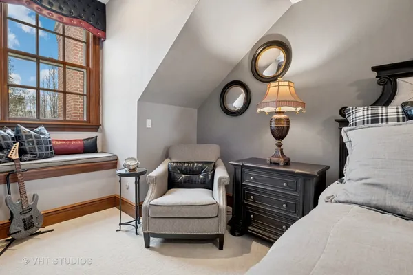 $2,995,000 | 546 Oak Knoll Road, Barrington Hills, IL 60010