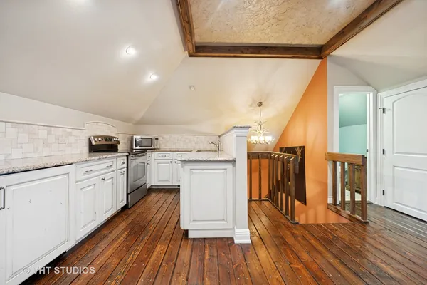 $2,995,000 | 546 Oak Knoll Road, Barrington Hills, IL 60010