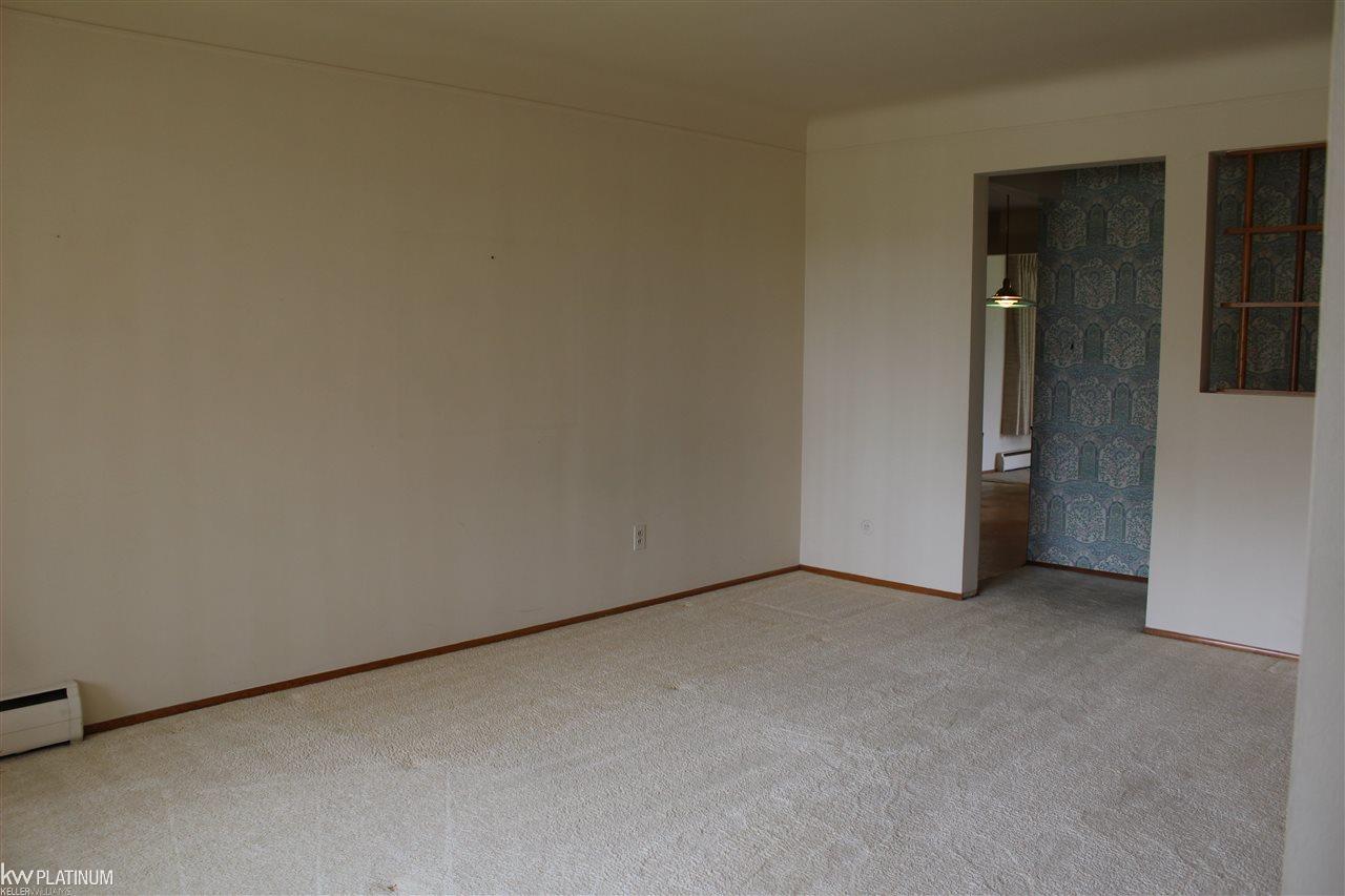 11359 13 Mile Road Warren, MI 48093 - Photo 16 of 22 31289667-15.JPG