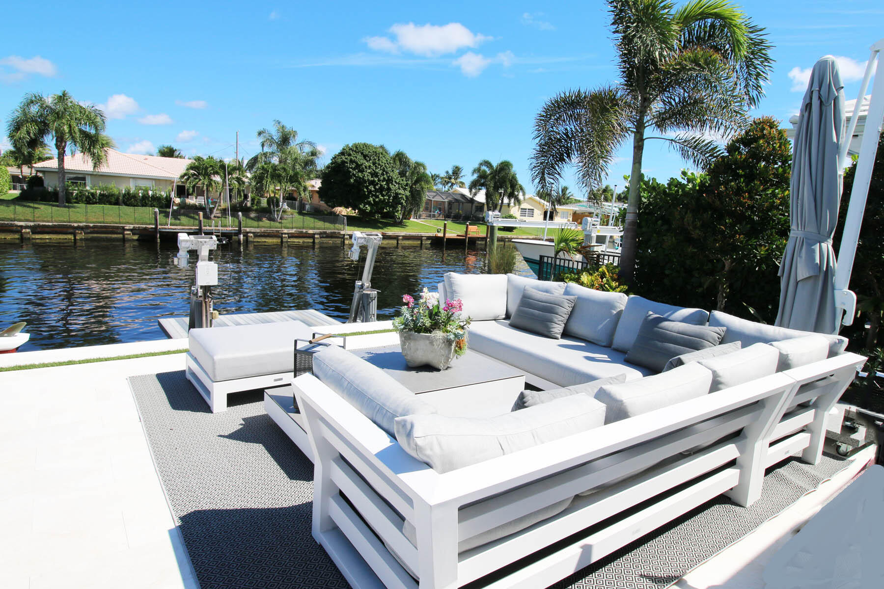 1356 Cypress Way Boca Raton, FL 33486 - Photo 5 of 17 OutdoorLounge
