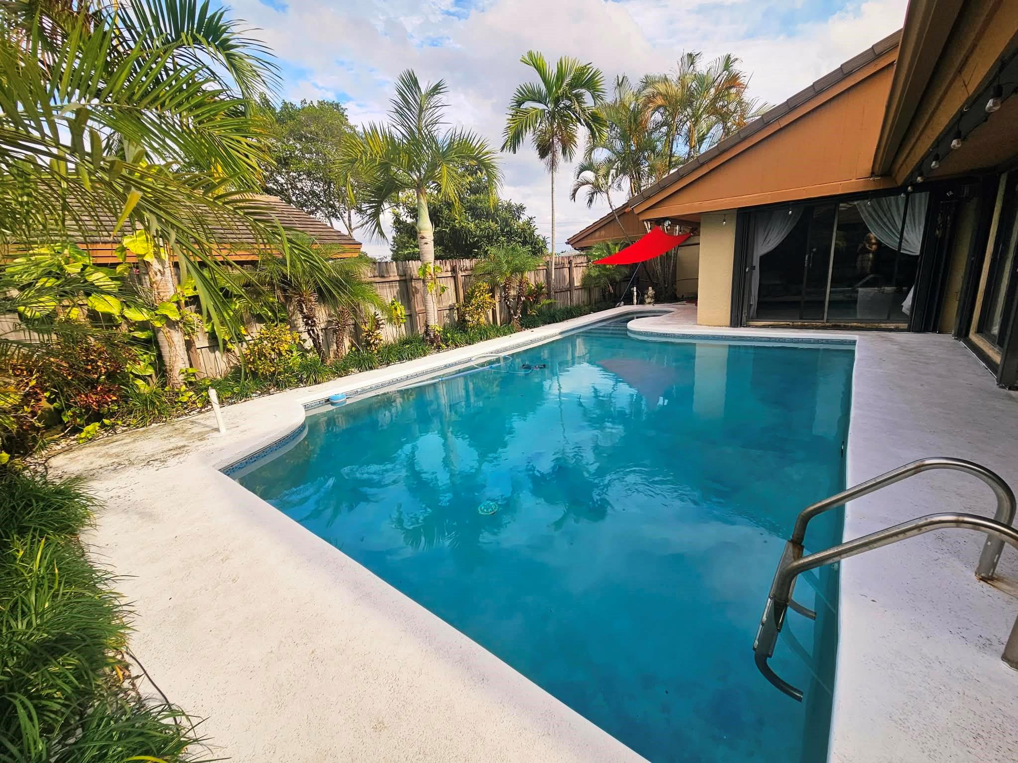 19975 Northeast 10th Place Miami, FL 33179 - Photo 2 of 34 Photo 2