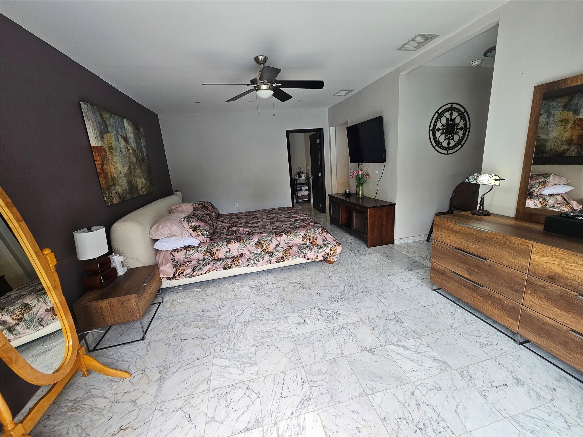 19975 Northeast 10th Place Miami, FL 33179 - Photo 21 of 34 Photo 21