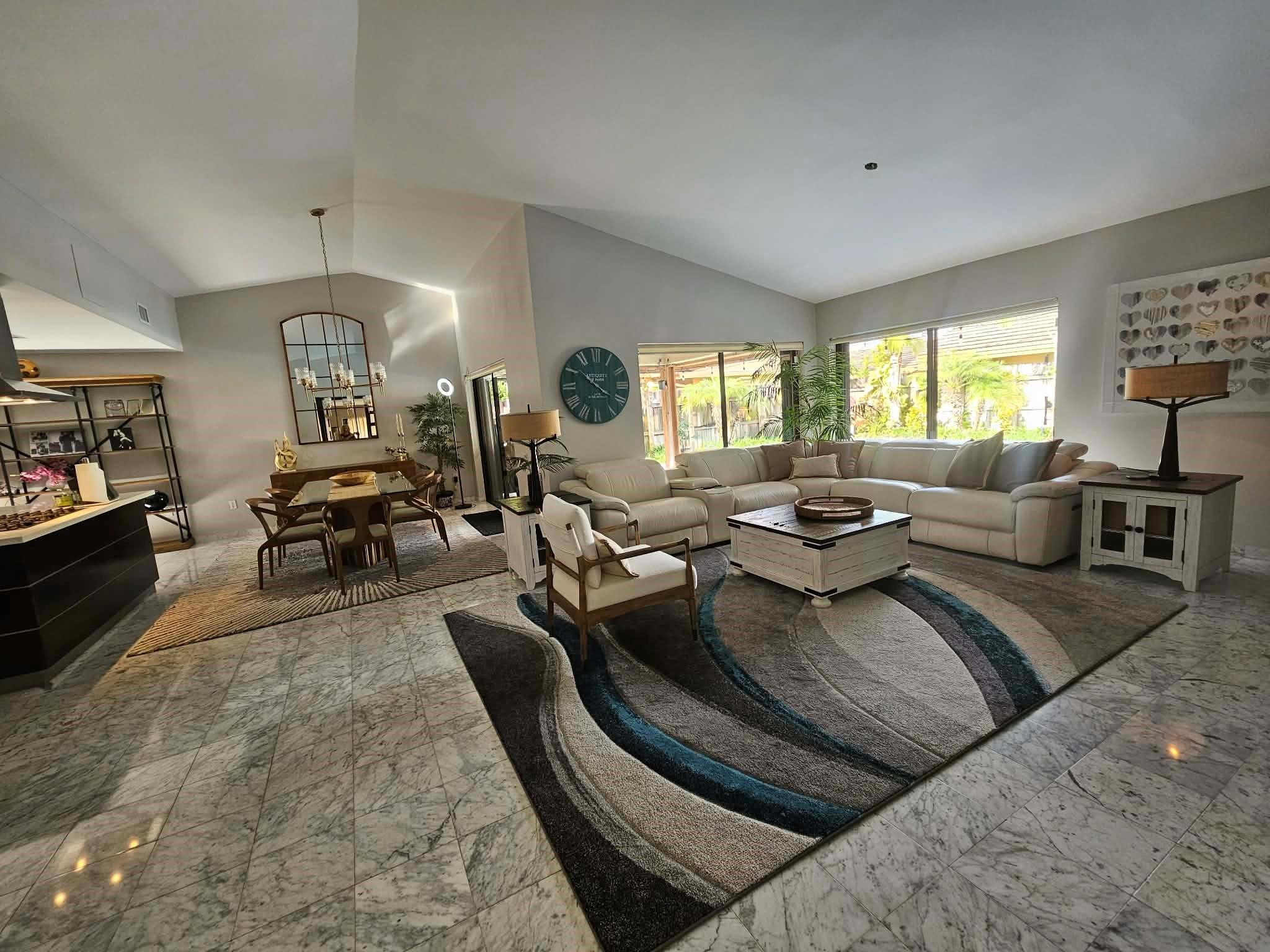 19975 Northeast 10th Place Miami, FL 33179 - Photo 5 of 34 Photo 5