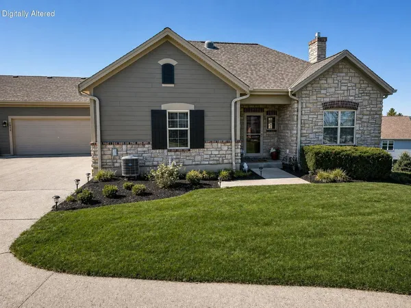 $725,000 | 1016 Ann Marie Way, Oconomowoc, WI 53066