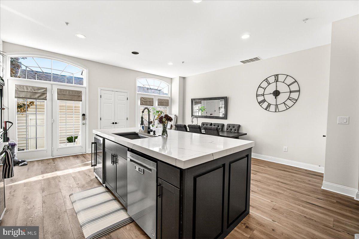 910 Featherstone Street Gaithersburg, MD 20878 - Photo 12 of 34