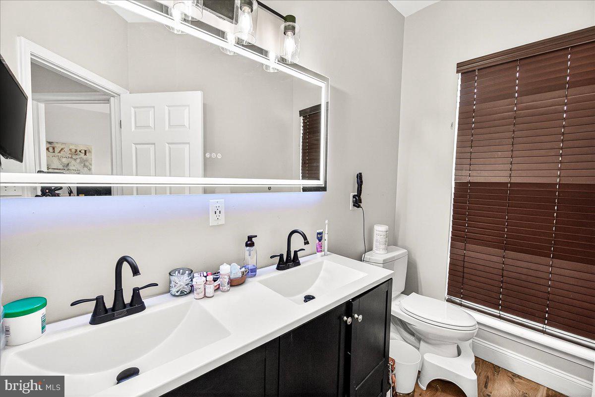 910 Featherstone Street Gaithersburg, MD 20878 - Photo 15 of 34