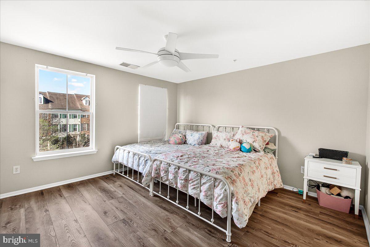 910 Featherstone Street Gaithersburg, MD 20878 - Photo 26 of 34