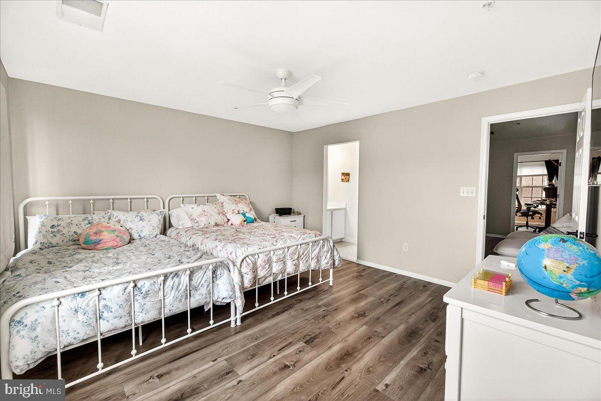 910 Featherstone Street Gaithersburg, MD 20878 - Photo 27 of 34