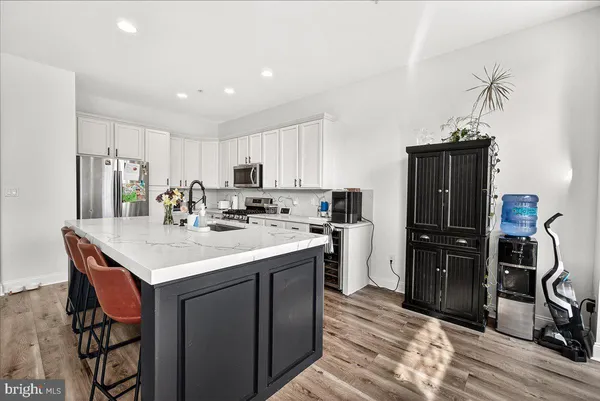 $4,950 | 910 Featherstone Street, Gaithersburg, MD 20878